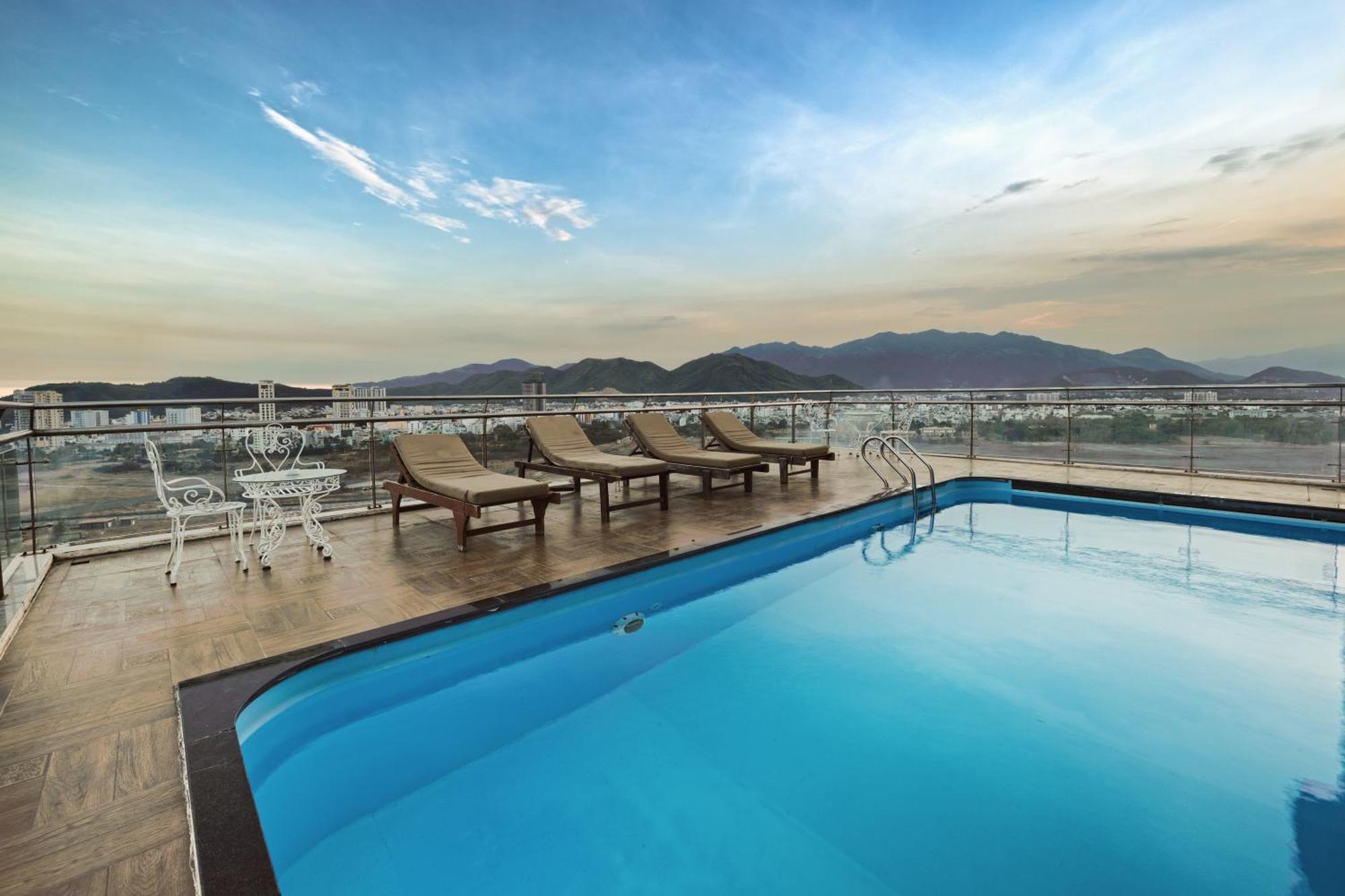 An Vista Hotel Nha Trang Exterior foto